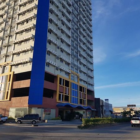 Feel Great Stay Condotels - San Marino Cebu Exterior photo