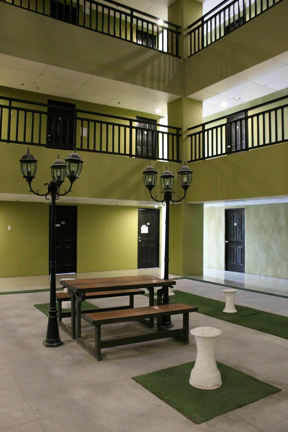 Feel Great Stay Condotels - San Marino Cebu Exterior photo